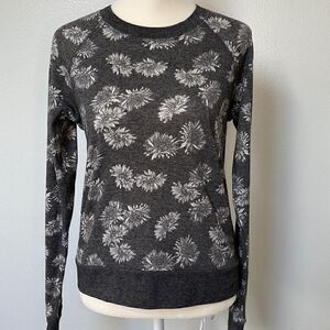 Nollie sweater shirt. Size Small. NWOT. Floral. Dark Academia. cottagecore.
